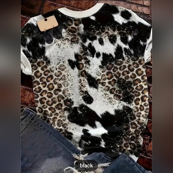 Leopard and Graphic Print T-shirt - Picture 3 of 3